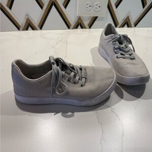 LAST DAY SALE - Gray Nobull Sneakers - Size 7